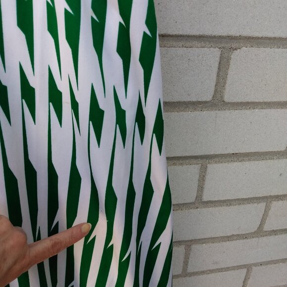 Vintage Dress Green White Vertical Geometric Stripes 32"B 27"W Retro 60s 70s - Picture 6 of 13